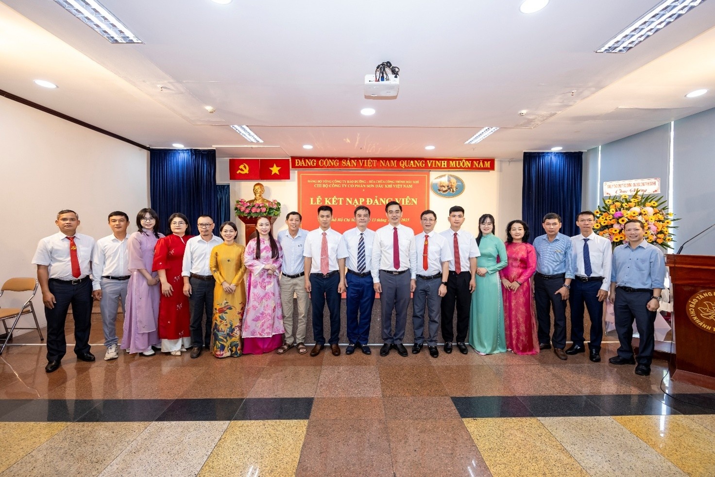 PV Paint bồi đắp thế hệ đảng viên trẻ - Lan tỏa niềm tin và khát vọng cống hiến