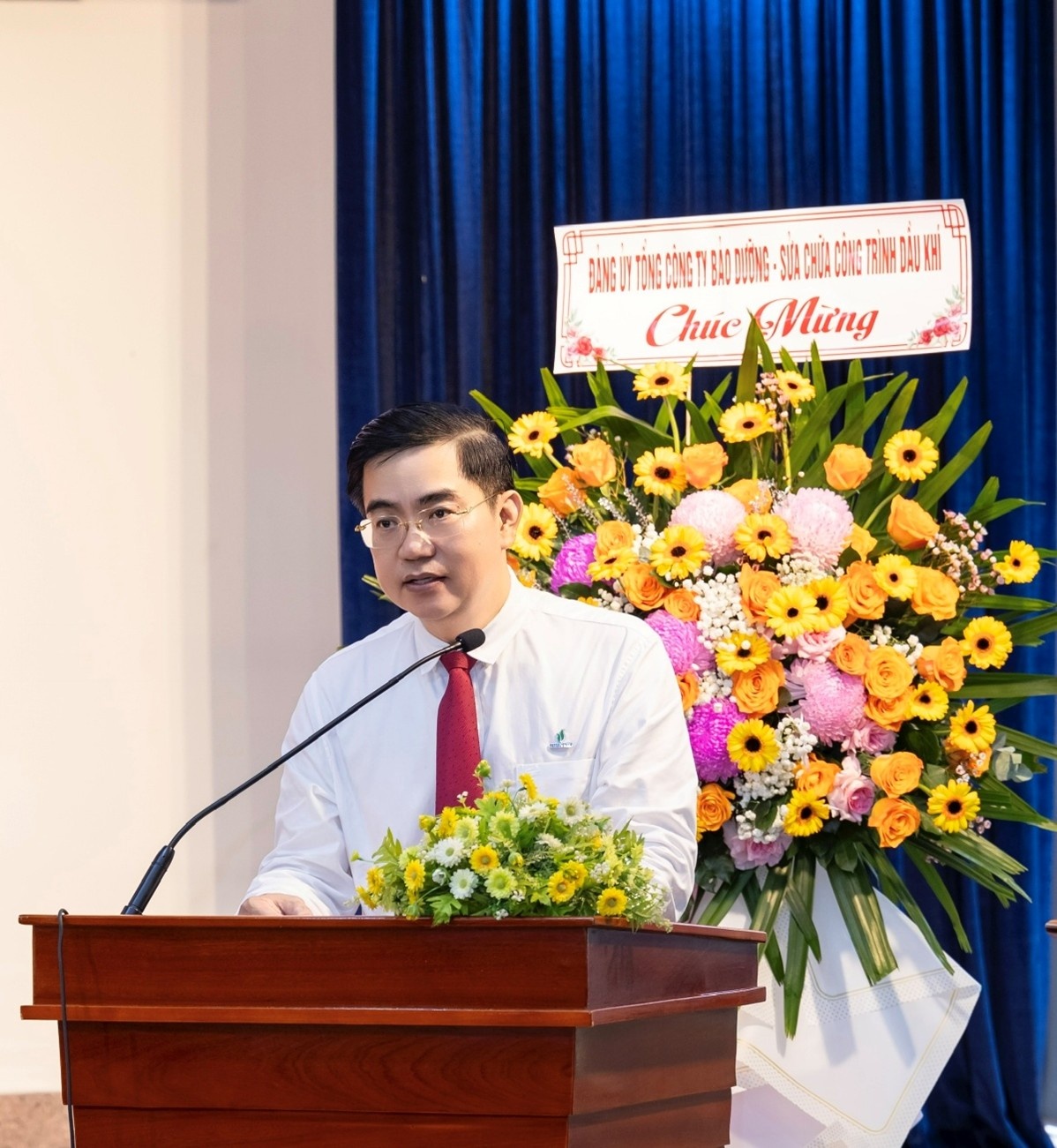 PV Paint bồi đắp thế hệ đảng viên trẻ - Lan tỏa niềm tin và khát vọng cống hiến