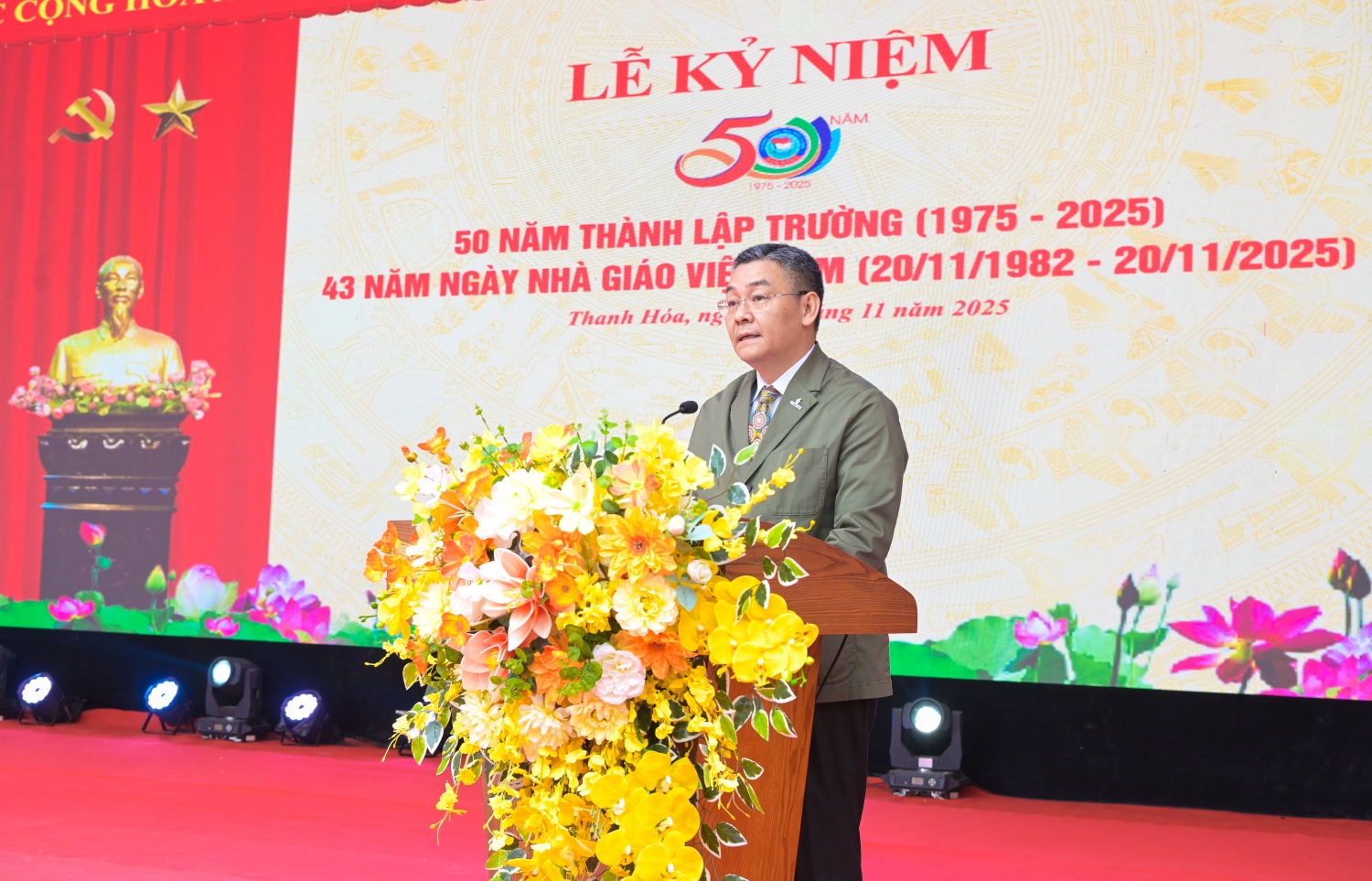[Chùm ảnh] Petrovietnam khánh thành hai phòng thực hành STEM tại Thanh Hóa