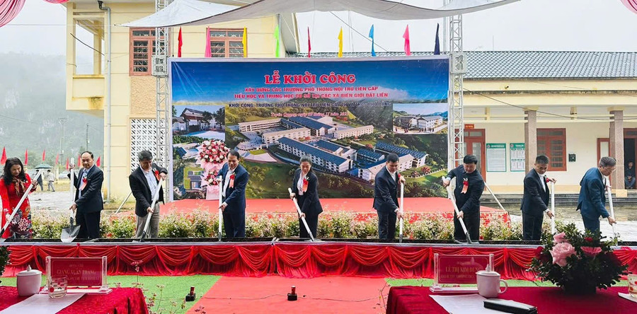 Lễ khởi công xây dựng Trường Phổ thông nội trú liên cấp Tiểu học và THCS Phố Bảng, Tuyên Quang.