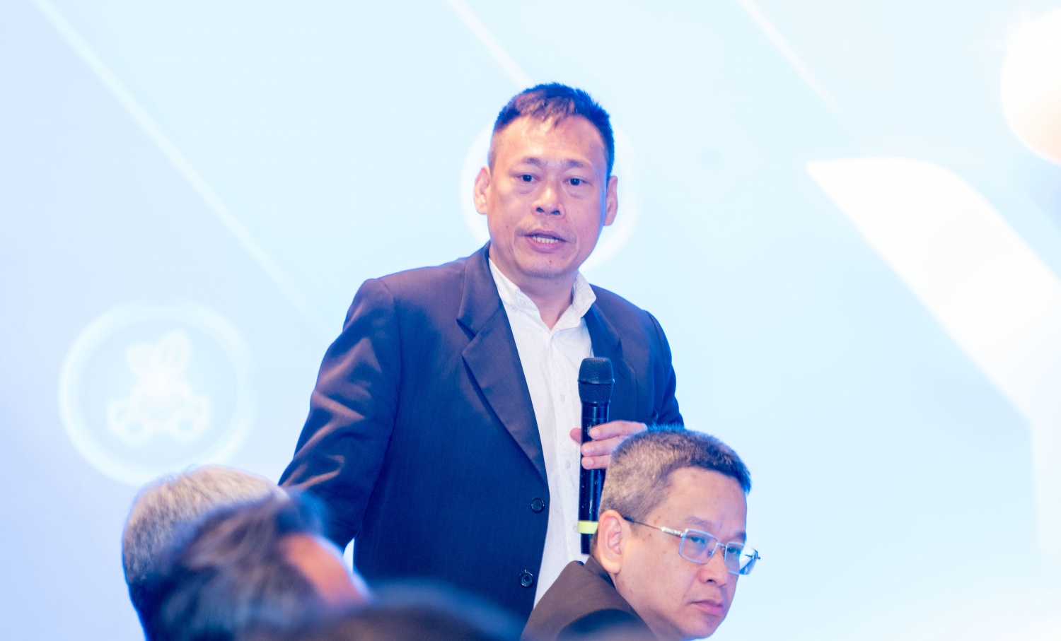 DEF – Phú Mỹ Xanh: Giải pháp giảm phát thải từ động cơ diesel