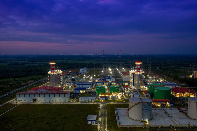 Dự án Nhơn Trạch 3 và 4 rực sáng về đêm.