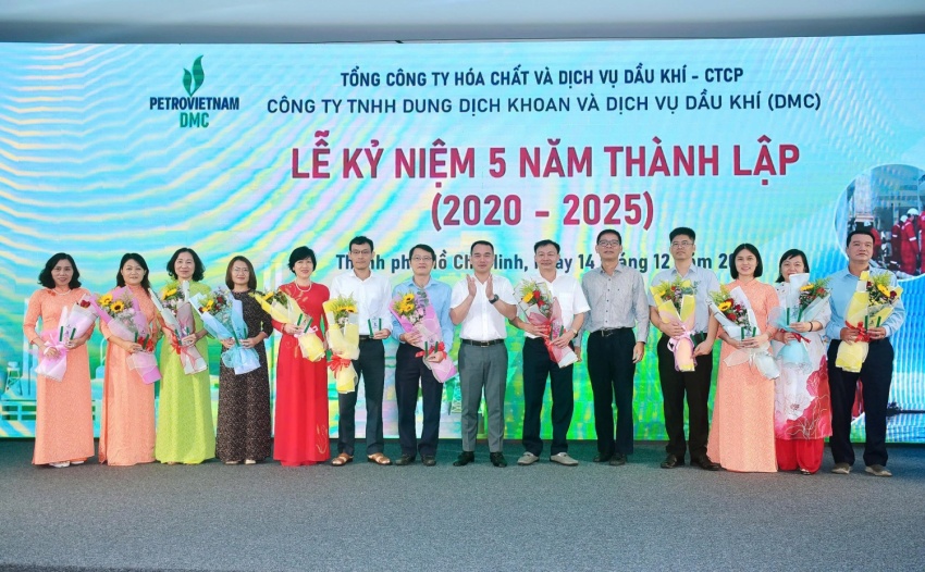 DMC kỷ niệm 5 năm thành lập: Hành trình của Niềm tin và Khát vọng DMC kỷ niệm 5 năm thành lập: Hành trình của niềm tin và khát vọng