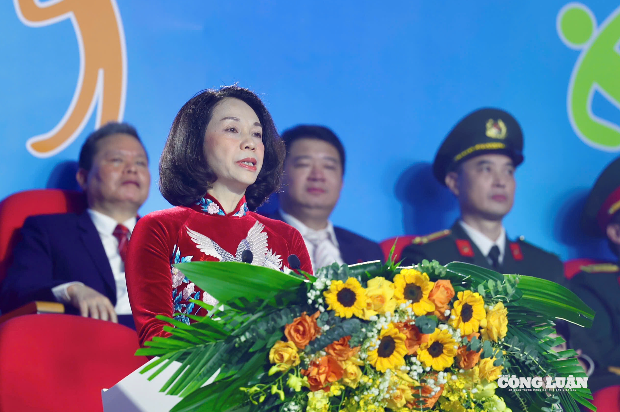 Ảnh màn hình 2025-12-15 lúc 23.28.41