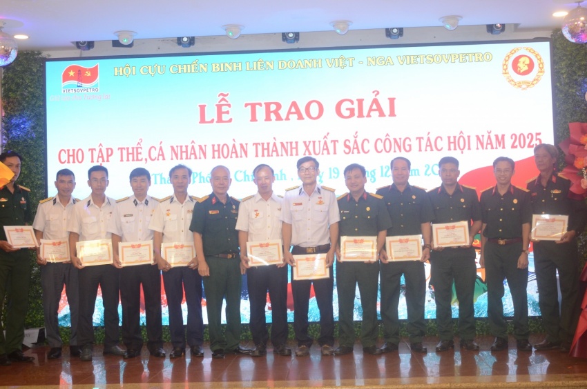 Hội CCB Vietsovpetro: Phát huy bản lĩnh “Bộ đội Cụ Hồ” trên