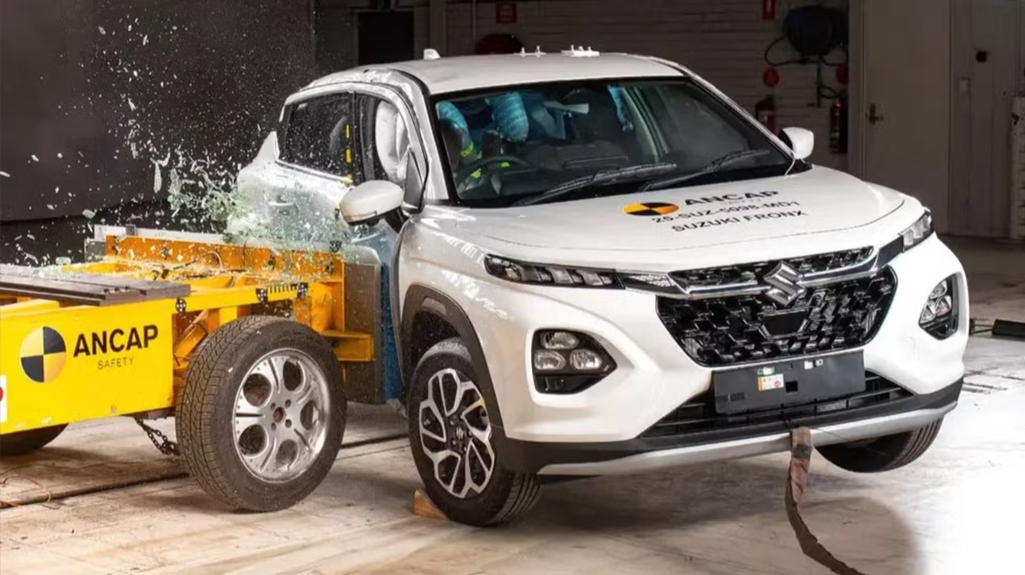 Suzuki Fronx trong bài thử nghiệm va chạm của ANCAP - Ảnh: ANCAP