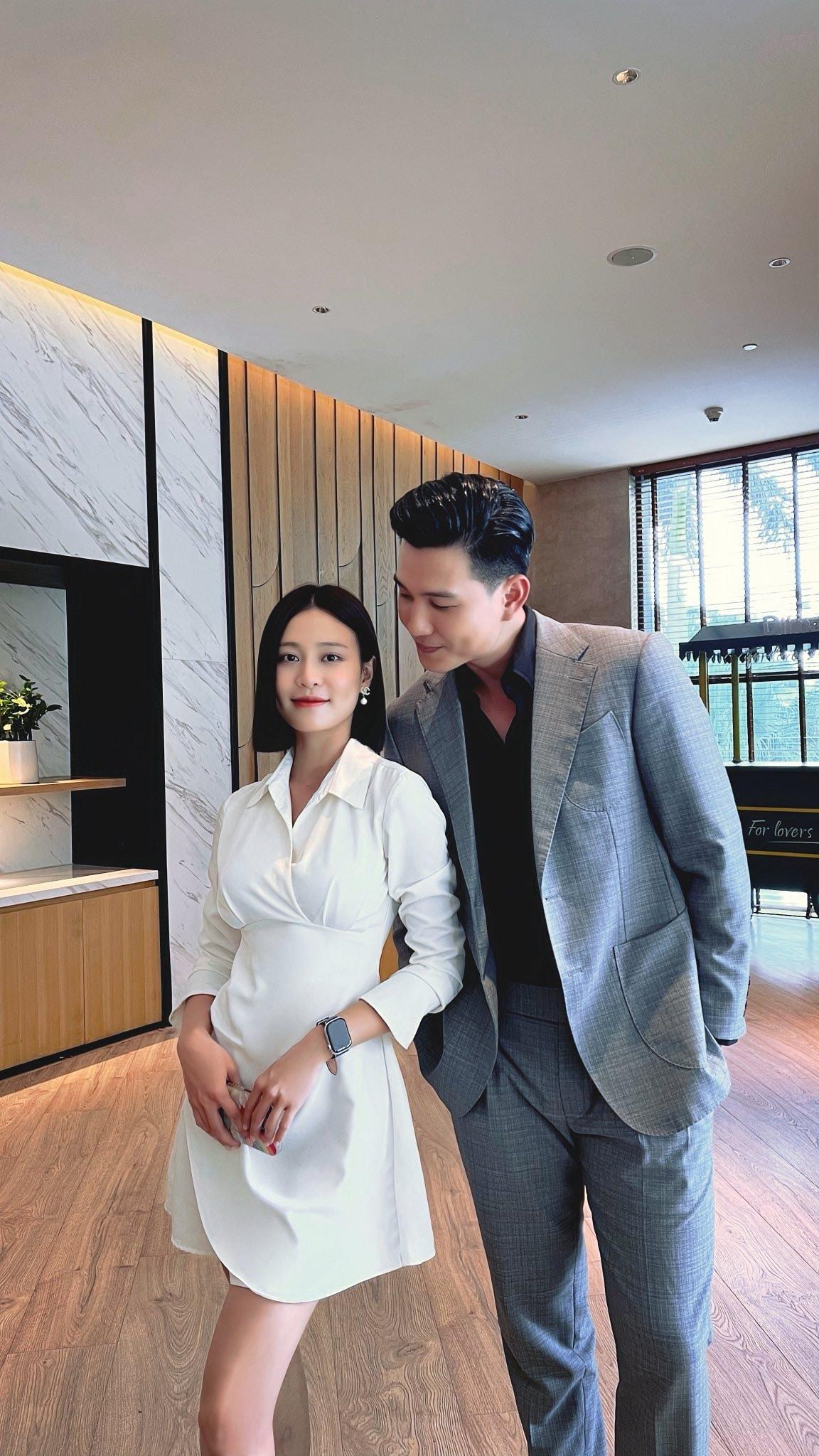 Cặp đôi Minh Tú và Hiếu trong phim Cách em 1 milimet