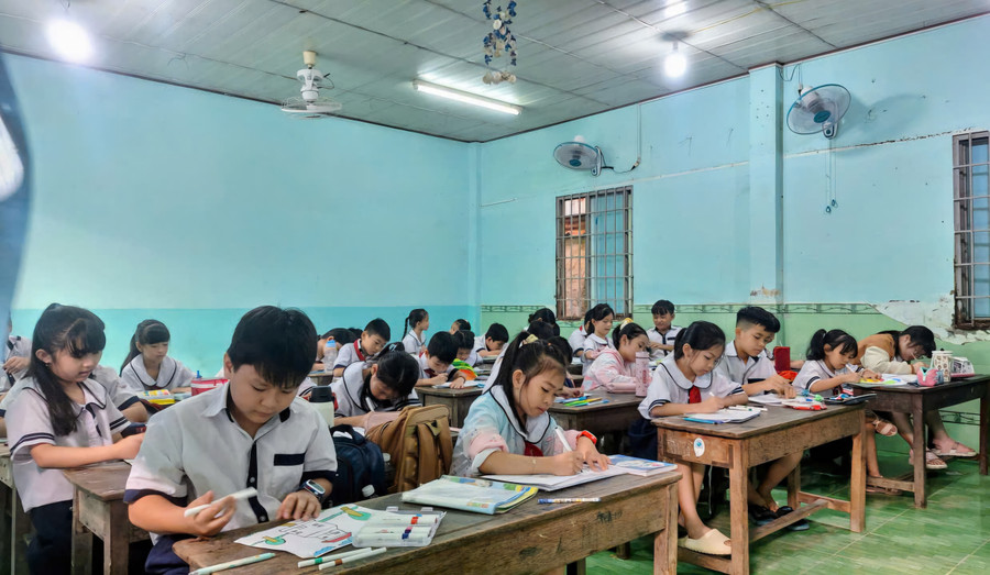 An Giang tổ chức dạy và học về tiết kiệm và bảo vệ nguồn nước đối với cấp Tiểu học.