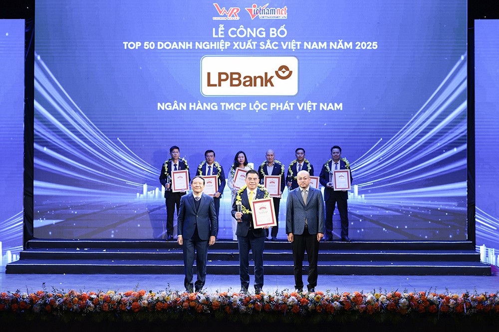 LPBank gia nhập Top 50 Doanh nghiệp xuất sắc Việt Nam: Dấu ấn của sự bứt phá LPBank gia nhập Top 50 Doanh nghiệp xuất sắc Việt Nam: Dấu ấn của sự bứt phá