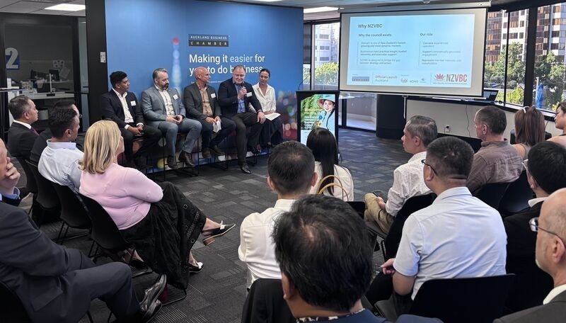 Toàn cảnh buổi lễ.