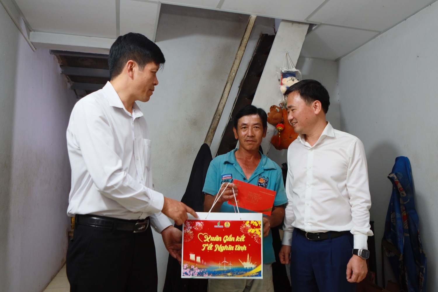 [Chùm ảnh] Petrovietnam mang “Tết ấm” đến với Gia Lai