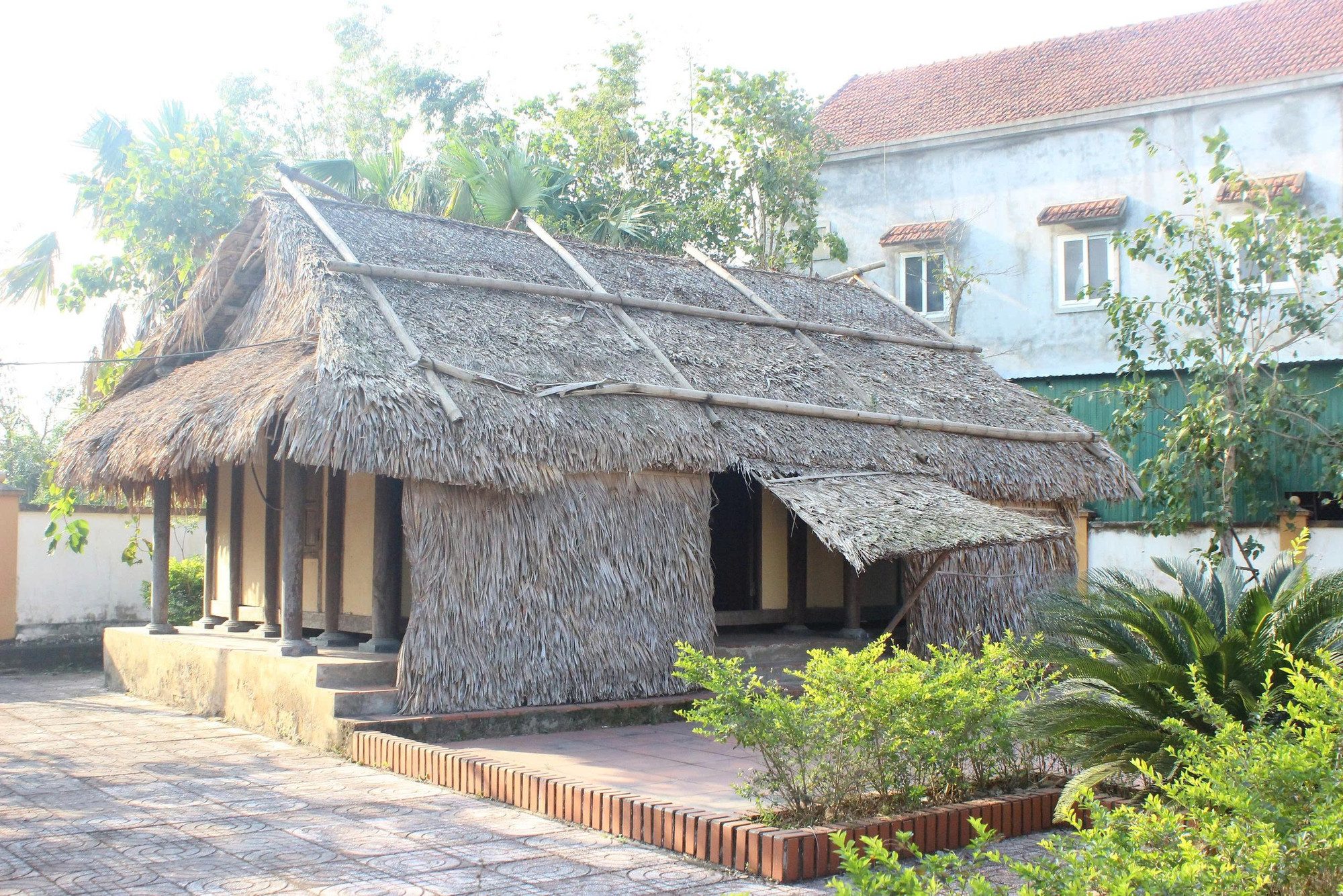 Nhà cụ Mai Kính (thôn Bùi Xá, xã Phù Việt, huyện Thạch Hà) nay là thôn Bùi Xá, xã Việt Xuyên, Hà Tĩnh. z7495847353853-7c089fe2e6b7142b66ffeb952e4515a5.jpg