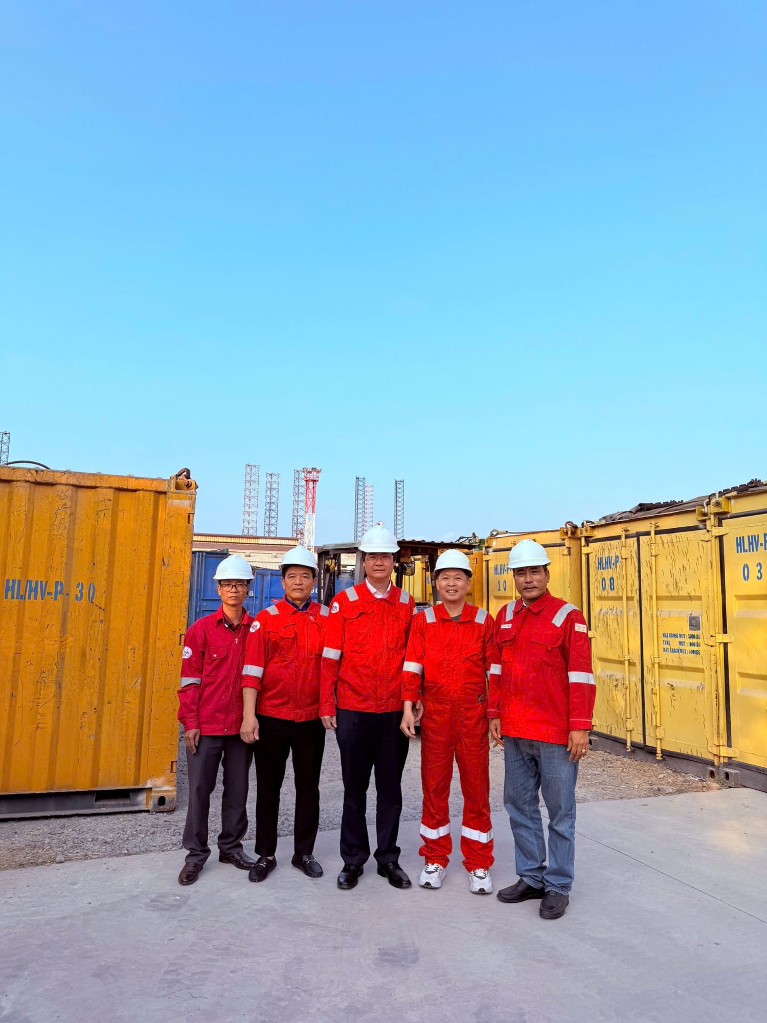 Công đoàn PVEP dành trên 2 tỷ đồng chăm lo Tết cho hơn 1.700 người lao động Công đoàn PVEP dành trên 2 tỷ đồng chăm lo Tết cho người lao động