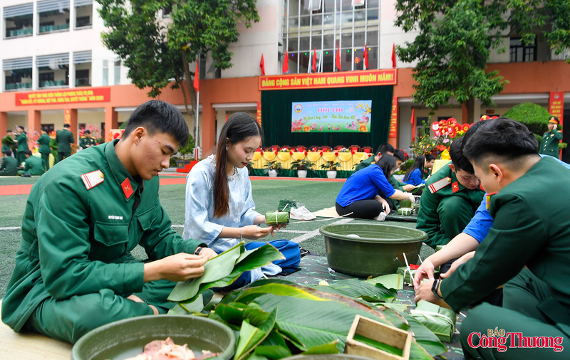 Hội thi có sự tham gia của 7 đội thi, đại diện cho 7 đại đội trong đơn vị, gồm 5 đại đội thuộc Tiểu đoàn 1, cùng Đại đội 18 và Đại đội 20.