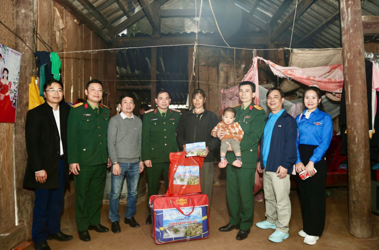 PVEP mang xuân ấm đến nơi biên cương