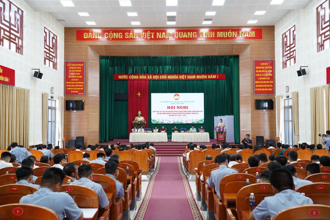 Đồng chí Lê Ngọc Sơn tiếp xúc cử tri, vận động bầu cử đại biểu Quốc hội khóa XVI Đồng chí Lê Ngọc Sơn tiếp xúc cử tri, vận động bầu cử đại biểu Quốc hội khóa XVI