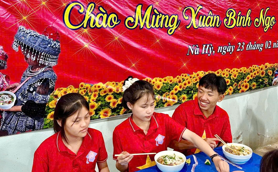 Niềm vui ngày đầu xuân năm mới Bính Ngọ 2026. phoyeuthuong.jpg