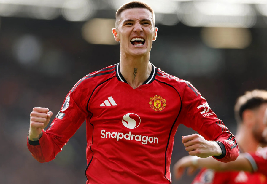 Benjamin Sesko đã mang về chiến thắng cho Man Utd ở vòng 28 Ngoại hạng Anh tối 1/3. man-utd-2.jpg