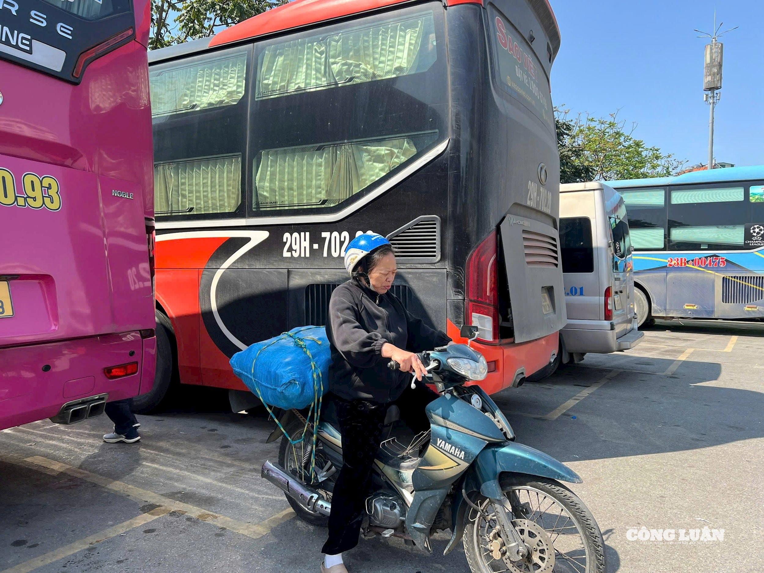 Khi giá xăng dầu tăng mạnh trong thời gian ngắn, chi phí vận hành đội xe cũng tăng theo, khiến lợi nhuận bị thu hẹp đáng kể.