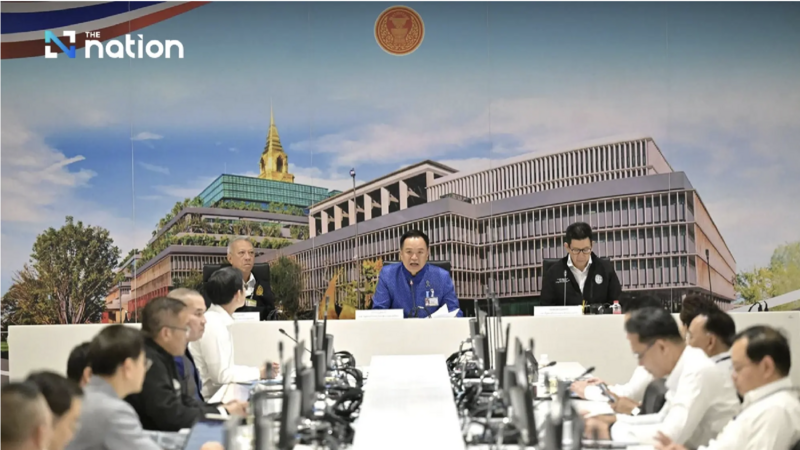 Thủ tướng Thái Lan Anutin Charnvirakul đã triệu tập cuộc họp của Trung tâm Quản lý và Giám sát chung về tình hình Trung Đông ngày 19/3. Ảnh: The Nation Thailand.