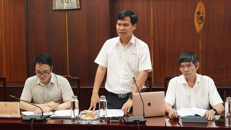 Ông Bùi Quốc Hoan - Phó Tổng giám đốc EVNSPC, phát biểu tại buổi làm việc. Ảnh: EVNSPC.