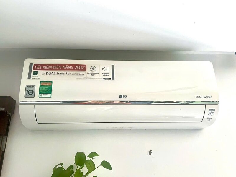 Điều hòa tiết kiệm điện, có dán nhãn năng lượng đang được người dân ưu tiên lựa chọn. Ảnh: Phạm Oanh.