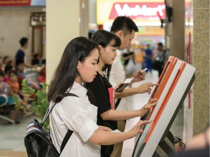 Giảm mạnh giá vé tàu hỏa dịp Giỗ tổ Hùng Vương và Lễ 30/4-1/5