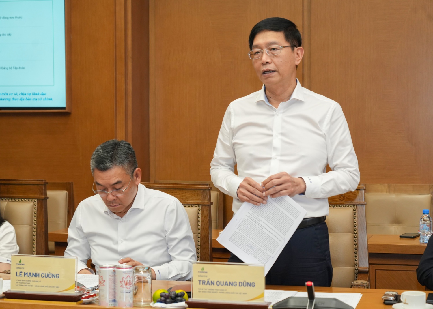 Đoàn khảo sát Đảng ủy Chính phủ làm việc với Đảng bộ Petrovietnam về triển khai Kết luận số 208-KL/TW