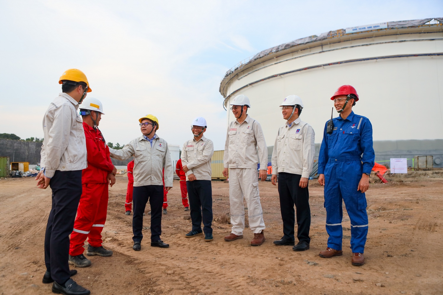 Tổng Giám đốc BSR yêu cầu siết chặt an ninh, an toàn NMLD Dung Quất dịp lễ Tổng Giám đốc BSR yêu cầu siết chặt an ninh, an toàn NMLD Dung Quất dịp lễ