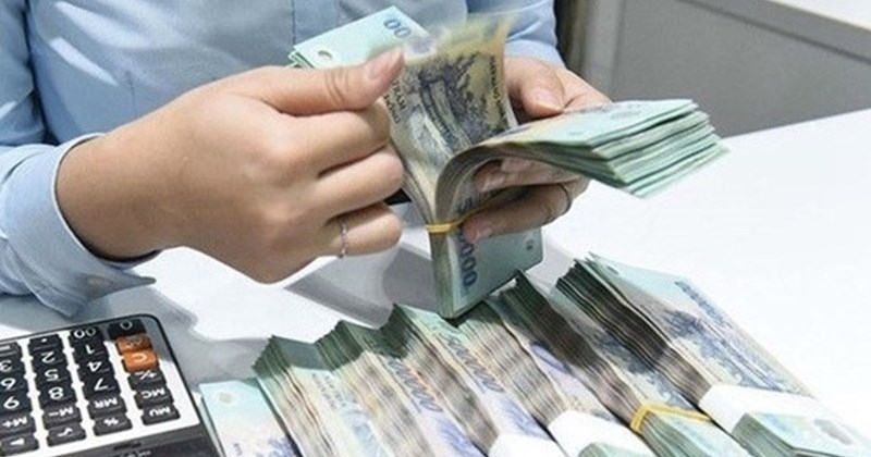 Loạt doanh nghiệp trả cổ tức bằng tiền mặt, thưởng và phát hành thêm cổ phiếu