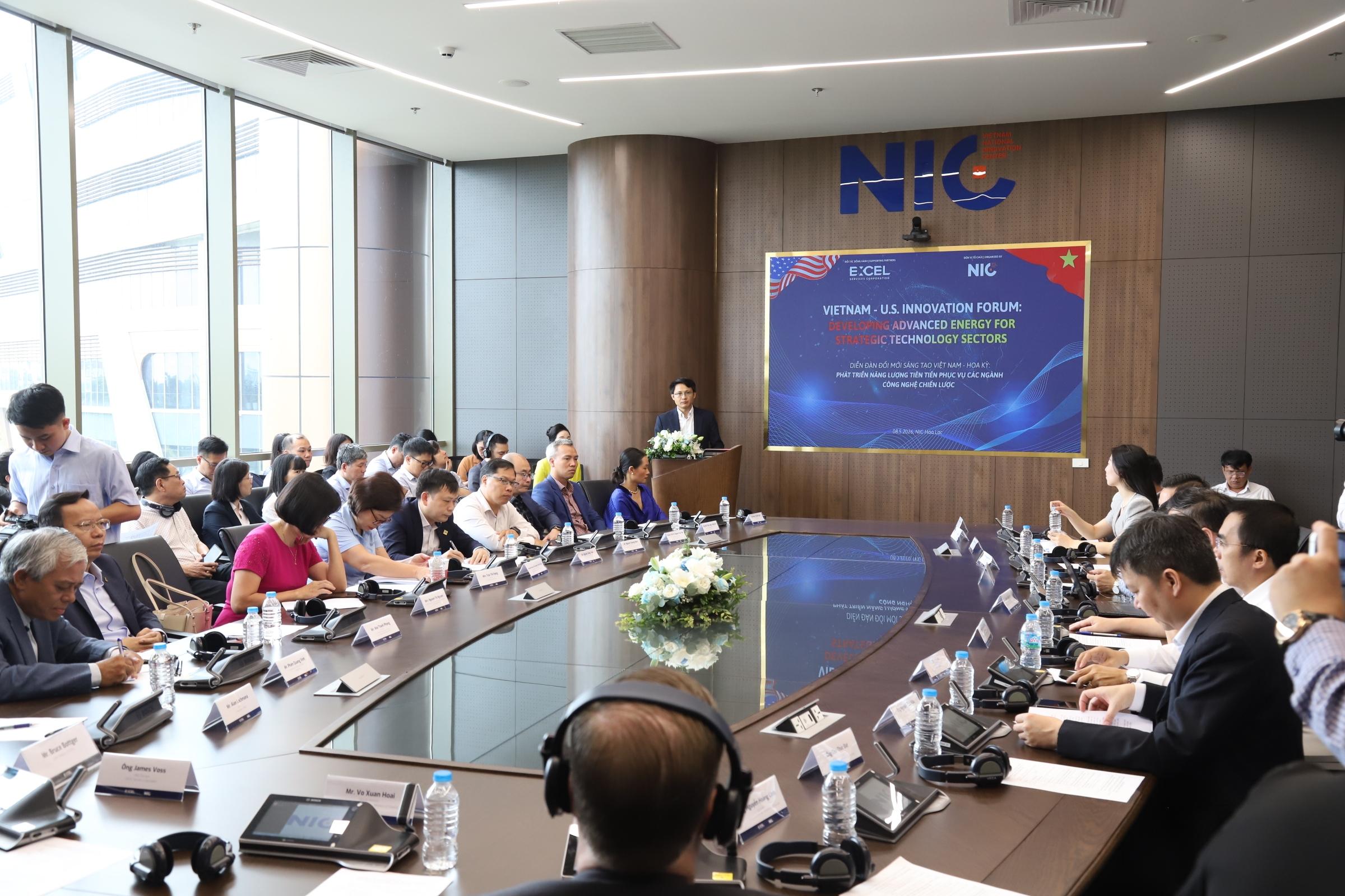 Thúc đẩy đổi mới sáng tạo lĩnh vực năng lượng, phát triển các ngành công nghệ chiến lược