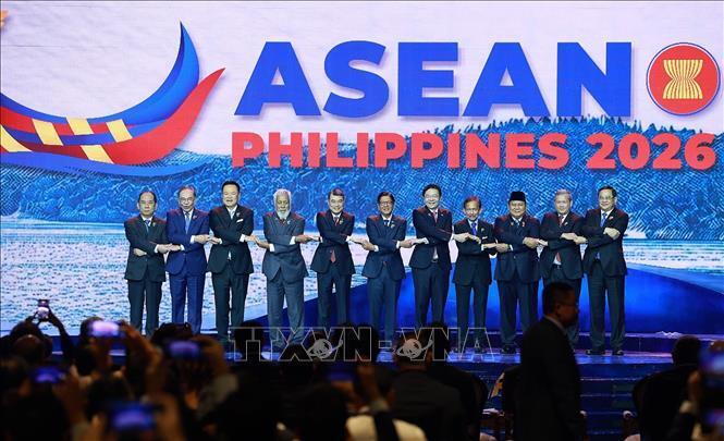 Thủ tướng Lê Minh Hưng cùng Trưởng đoàn các nước ASEAN tham dự phiên khai mạc Hội nghị Cấp cao ASEAN lần thứ 48. Ảnh: Dương Giang/TTXVN