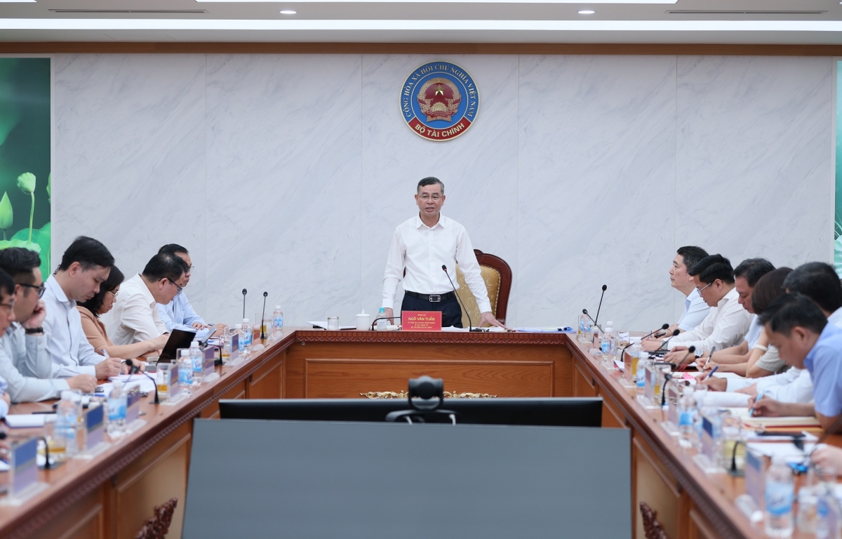 Rà soát kịch bản tăng trưởng, siết chặt kỷ luật điều hành tài chính - ngân sách