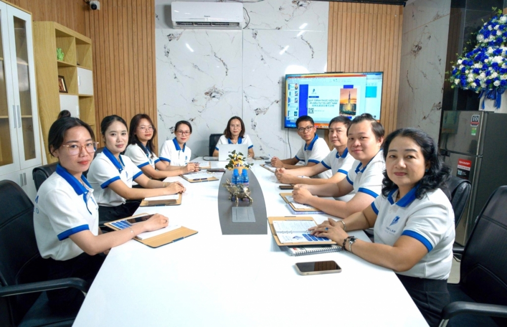 Có nhiều năm kinh nghiệm về kế toán - tư vấn thuế, Hinh Lam lọt “Top 5 Thương hiệu mạnh ASEAN 2026”