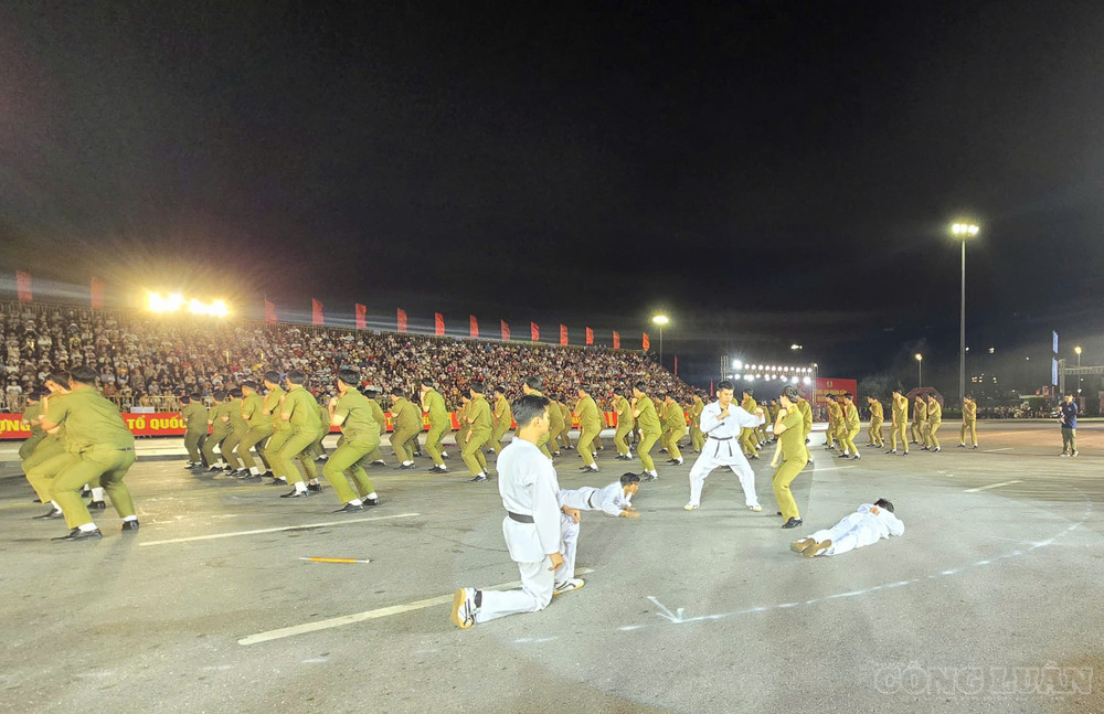 clo_br_anh-16-khai-mac-vo-thuat-cong-an.jpg