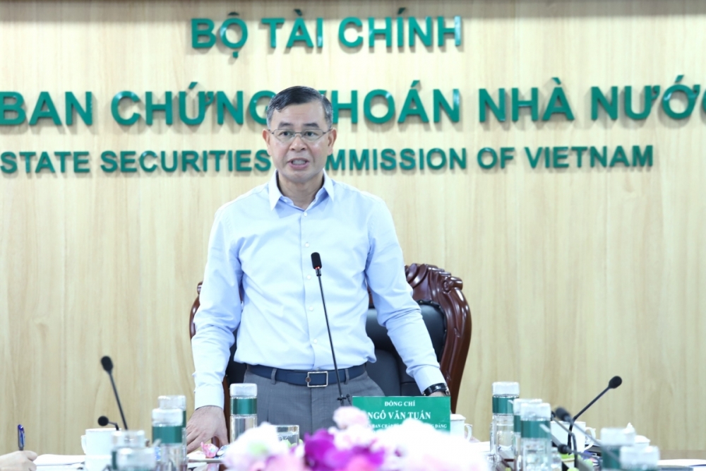 Bộ trưởng Bộ Tài chính Ngô Văn Tuấn chỉ đạo phát triển thị trường chứng khoán minh bạch, bền vững Bộ trưởng Bộ Tài chính Ngô Văn Tuấn chỉ đạo phát triển thị trường chứng khoán minh bạch, bền vững