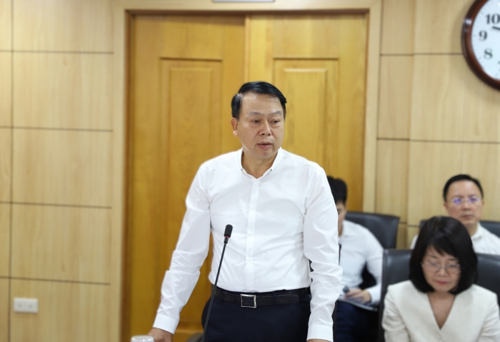 Bộ trưởng Bộ Tài chính Ngô Văn Tuấn chỉ đạo phát triển thị trường chứng khoán minh bạch, bền vững Bộ trưởng Bộ Tài chính Ngô Văn Tuấn chỉ đạo phát triển thị trường chứng khoán minh bạch, bền vững