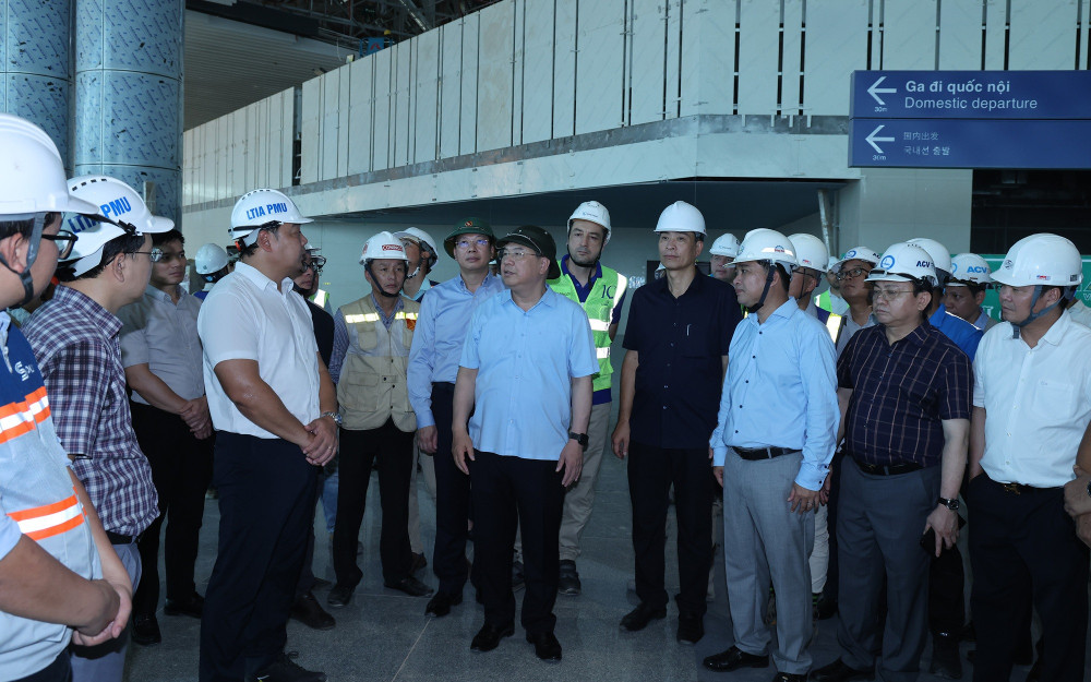 tham-nha-ga-hang-khach-san-bay-long-thanh-17795368663691204667075.jpg