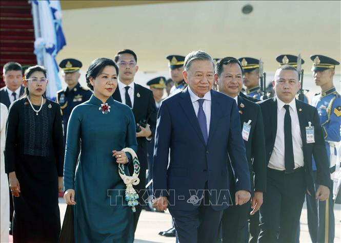 Lễ đón Tổng Bí thư, Chủ tịch nước Tô Lâm và Phu nhân tại sân bay quân sự 2, Khu vực sân bay quốc tế Don Mueng. Ảnh: Thống Nhất/TTXVN