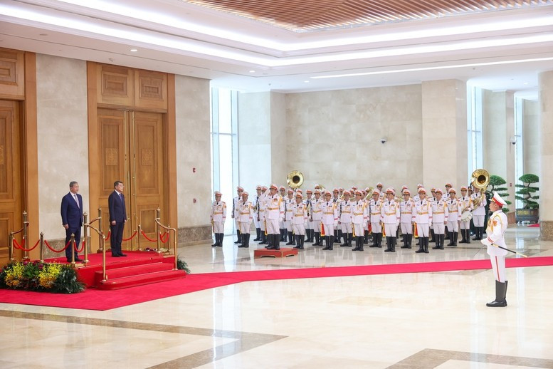 Lễ đón Thủ tướng Campuchia Hun Manet thăm chính thức Việt Nam và tham dự Diễn đàn Tương lai ASEAN lần thứ ba - Ảnh: VGP