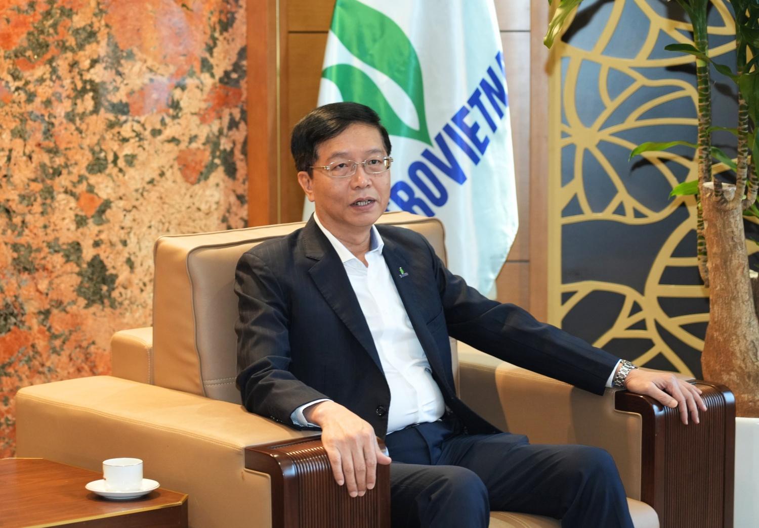 Đồng chí Trần Quang Dũng - Phó Bí thư Thường trực Đảng ủy Petrovietnam phát biểu tại buổi làm việc