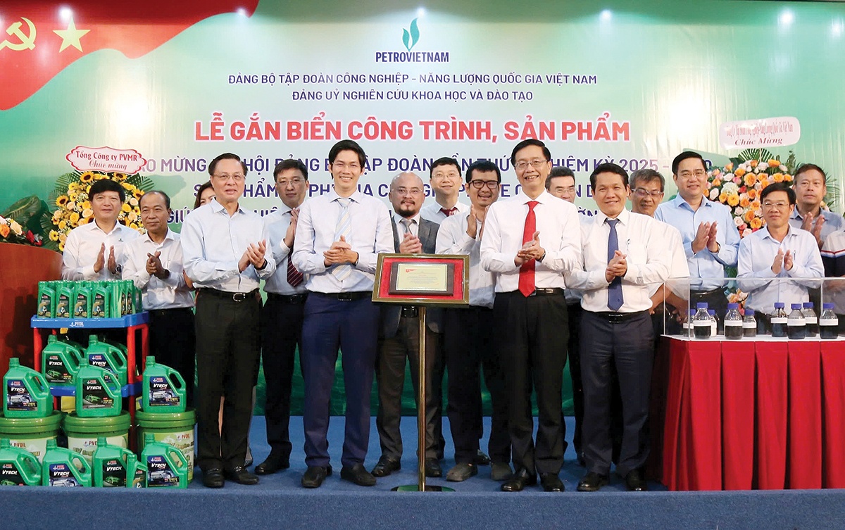 TS Huỳnh Minh Thuận: Hành trình từ lọc hóa dầu đến nông nghiệp xanh TS Huỳnh Minh Thuận: Hành trình từ lọc hóa dầu đến nông nghiệp xanh