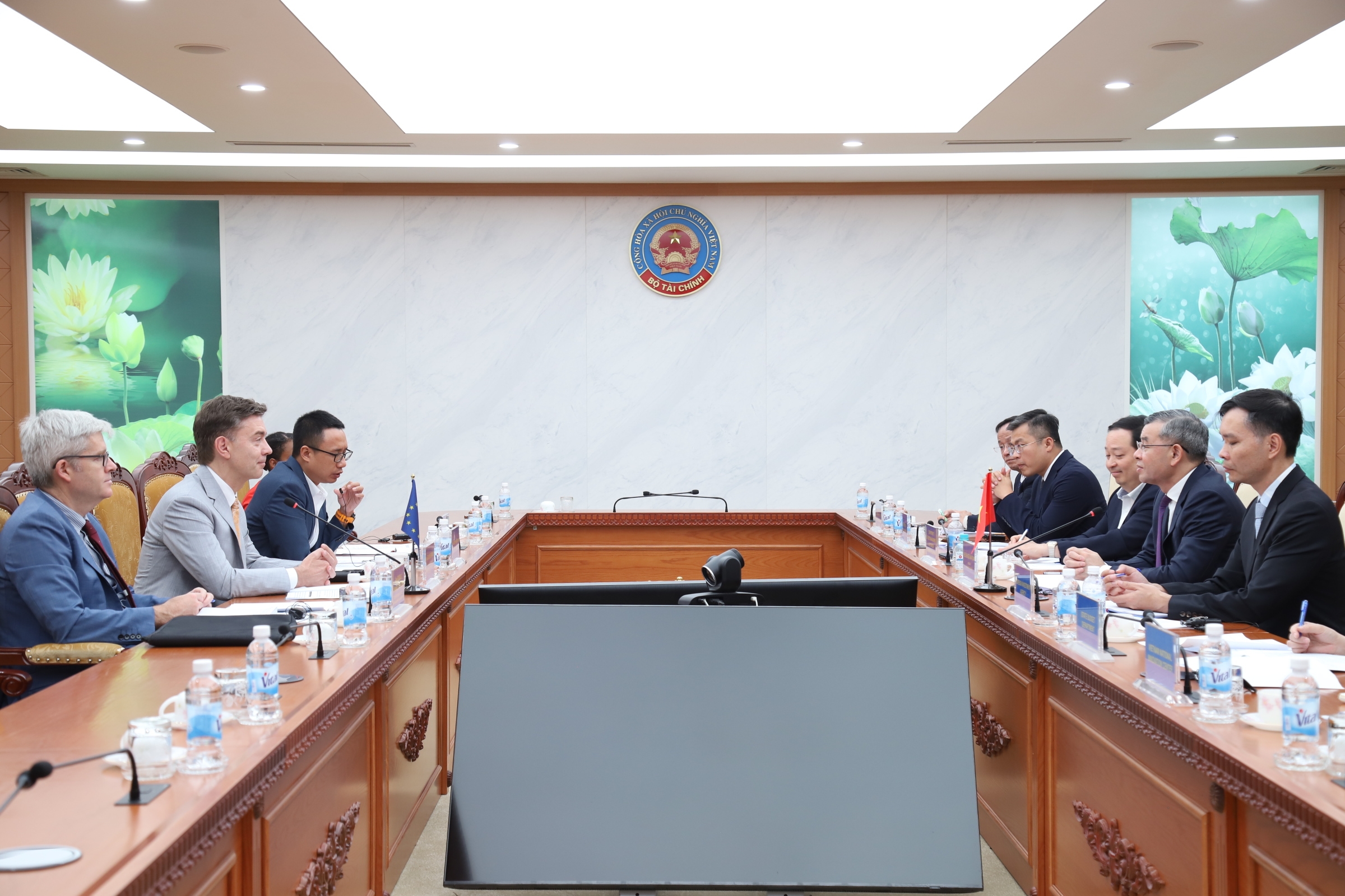 Thúc đẩy thực chất và hiệu quả Quan hệ đối tác chiến lược toàn diện Việt Nam - EU Thúc đẩy thực chất và hiệu quả Quan hệ đối tác chiến lược toàn diện Việt Nam - EU