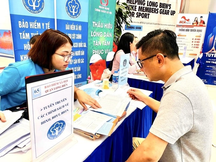 Từ ngày 1/7/2025, chủ hộ kinh doanh có đăng ký kinh doanh và nộp thuế theo phương pháp kê khai sẽ thuộc diện tham gia BHXH bắt buộc. Ảnh minh họa/BHXH bao-hiem-xa-hoi.jpg