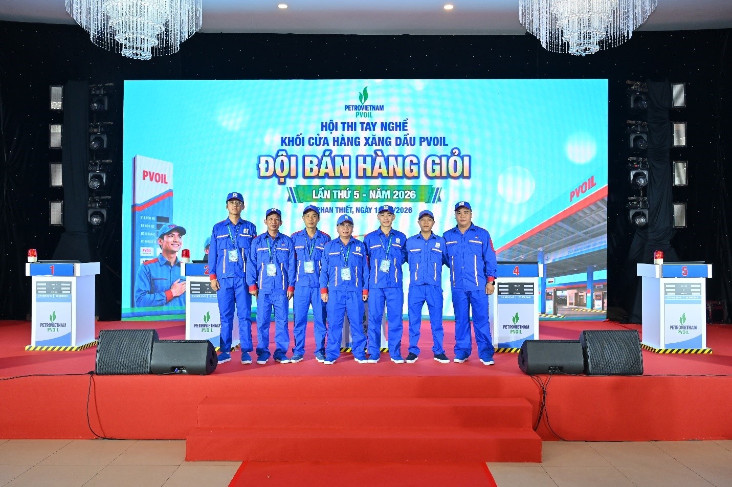 Đội PVOIL Thanh Hóa với 5 thành viên chính thức và 2 thành viên dự bị tại Hội thi tay nghề khối CHXD PVOIL lần thứ 5 - năm 2026 Đội PVOIL Thanh Hóa với 5 thành viên chính thức và 2 thành viên dự bị tại Hội thi tay nghề khối CHXD PVOIL lần thứ 5 - năm 2026