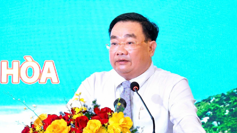 hoang.jpg
