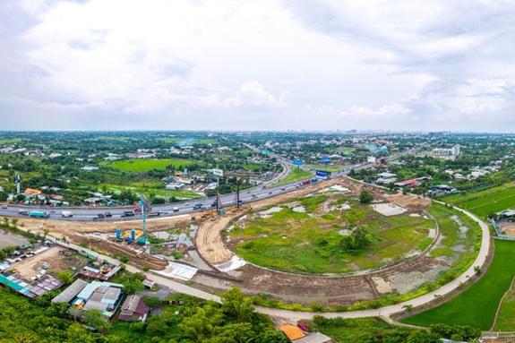 Ký hợp đồng tín dụng hơn 27.000 tỷ đồng cho dự án mở rộng cao tốc TP Hồ Chí Minh - Trung Lương - Mỹ Thuận