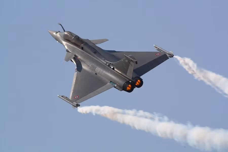 Tiêm kích Rafale. tiem-kich-rafale-co-vu-khi-gia-re-moi-de-san-uav-shahed-2.jpg