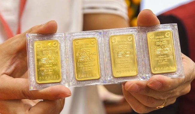 Giá vàng hôm nay (27-7): Bất động chờ tín hiệu từ Fed