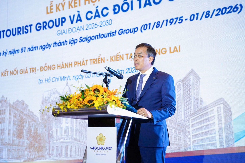 Chủ tịch Hội đồng quản trị Vietnam Airlines Đặng Ngọc Hòa phát biểu tại lễ ký kết. anh-1-chu-tich-hoi-dong-quan-tri-vietnam-airlines-dang-ngoc-hoa-phat-bieu-tai-le-ky-ket.jpg